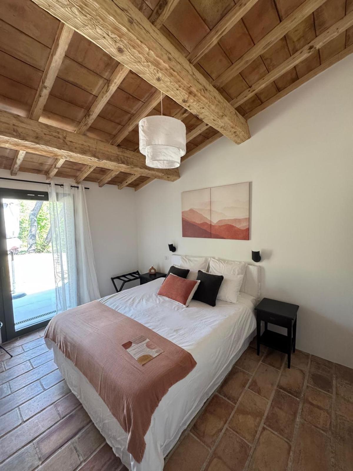 La Cle Des Champs, Boutique Hotel & Spa - Le Mas De Garrigon Roussillon  Ngoại thất bức ảnh